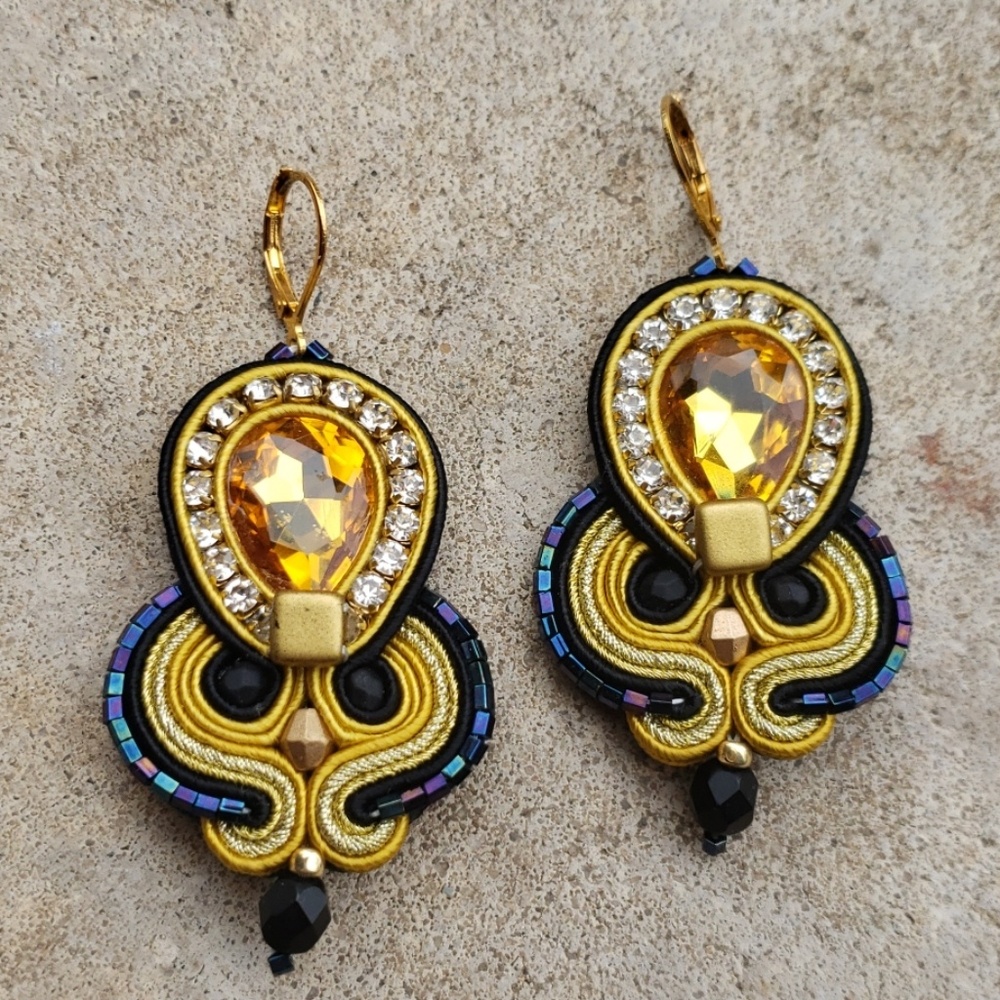 New cocktail // party// prom earrings Best gift